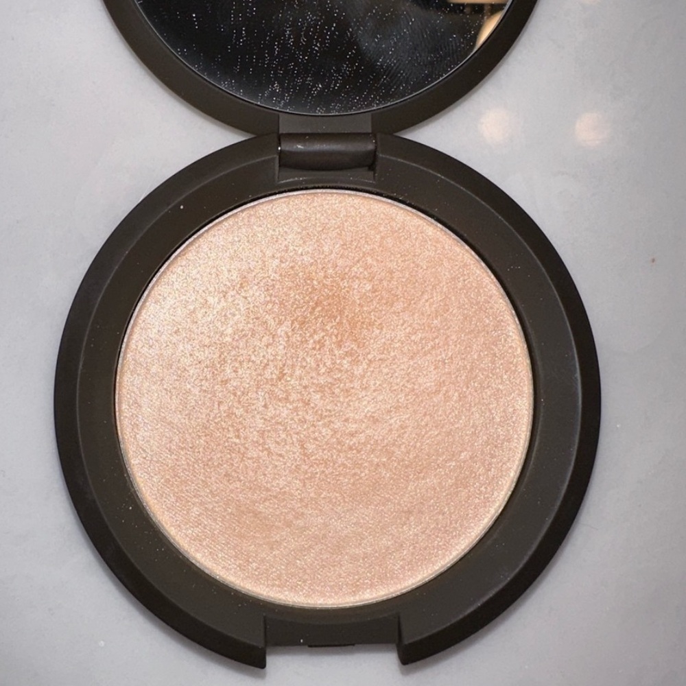 Becca highlight